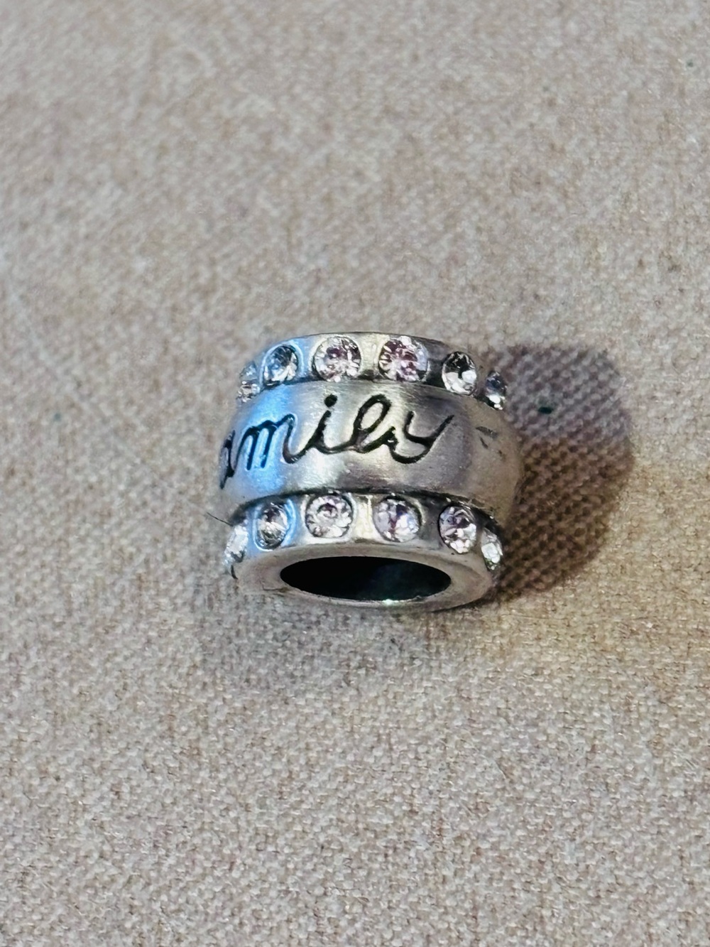Brighton Family bead Brushed silver with clear crystals on edges Retired & rare - Picture 3 of 8
